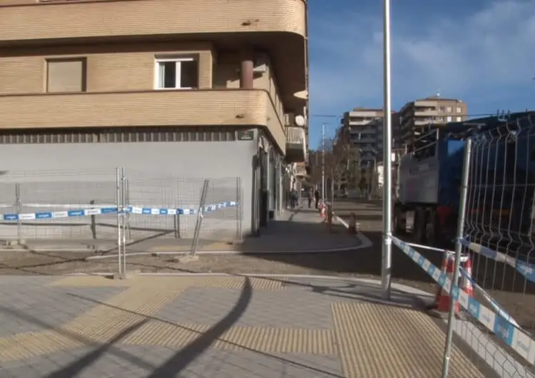 El carrer Barcelona serà de sentit únic quan es reobri a la circulació