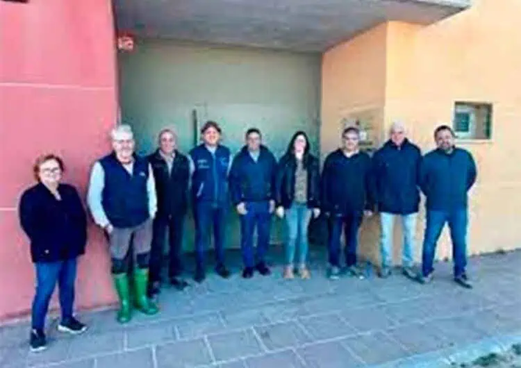 La Paeria i el Consell comarcal visiten el centre d’acollida d’animals de companyia del Segrià a Alcanó