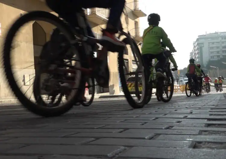 Balaguer es mou en bicicleta per un transport més sostenible