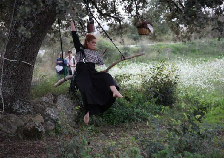 El [festival] NATURES converteix l’Alzina de l’Aguda en un gran escenari de dansa i arts plàstiques