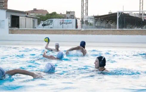 Balaguer s’endinsa en el món del waterpolo amb el primer torneig de Ponent